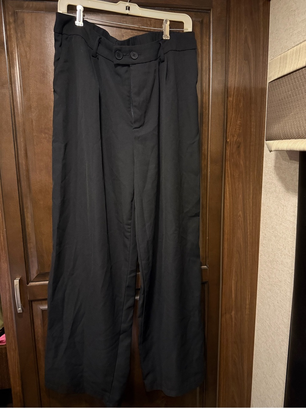 SHEIN Black Wide-Leg Men’s Dress Pants